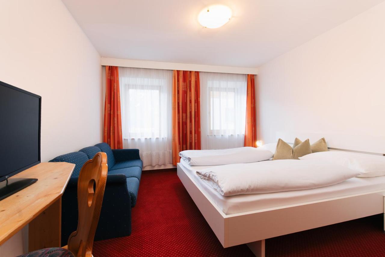 Hotel Gasthaus Post Campo di Trens Esterno foto